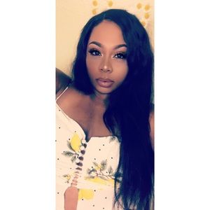 Meet your Posher, Crystal